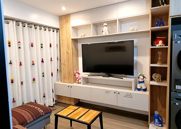 Departamento Moderno En Wanchaq, 2 Habitaciones, Vista Y Lavadora Y Secadora クスコ
